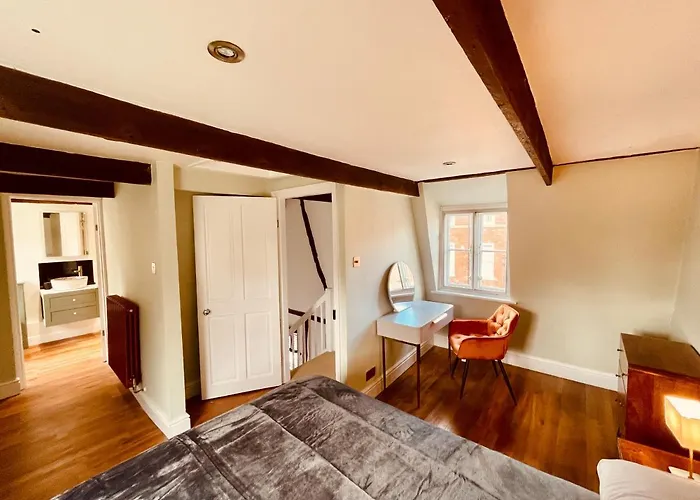 Abbey Gardens Cottage
